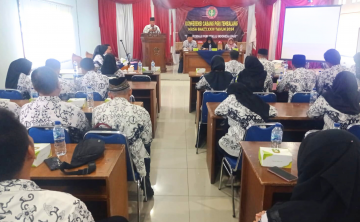 Rapat Besar PGRI Halmahera Timur - Persatuan Guru Republik Indonesia Cabang Halmahera Timur